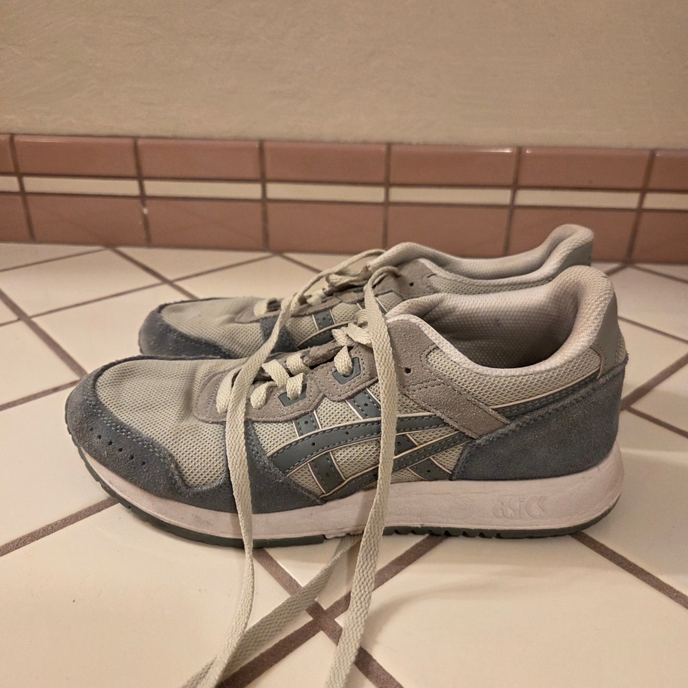 ASICS Tiger Runner Grey Suede Mesh Sneakers 1201A477 Womens Size 5 Mens 4